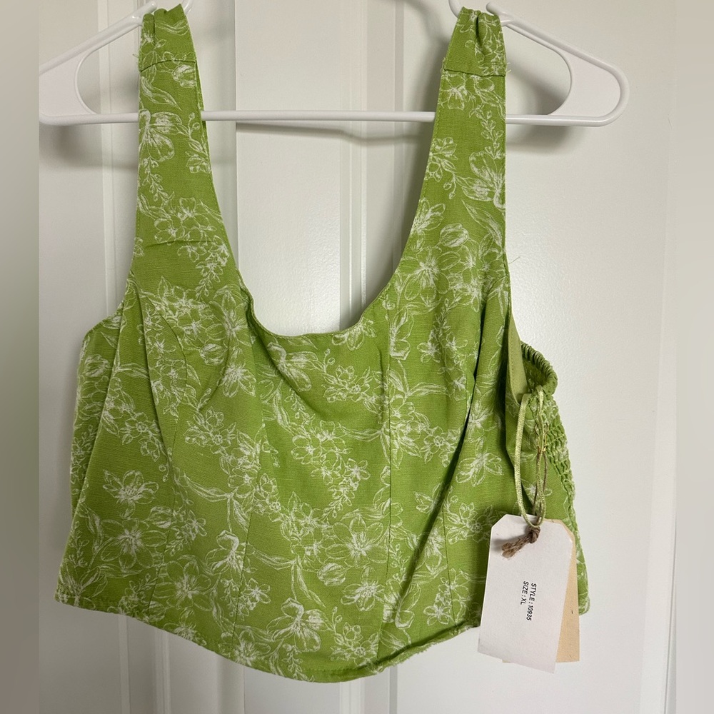 Linen floral crop top